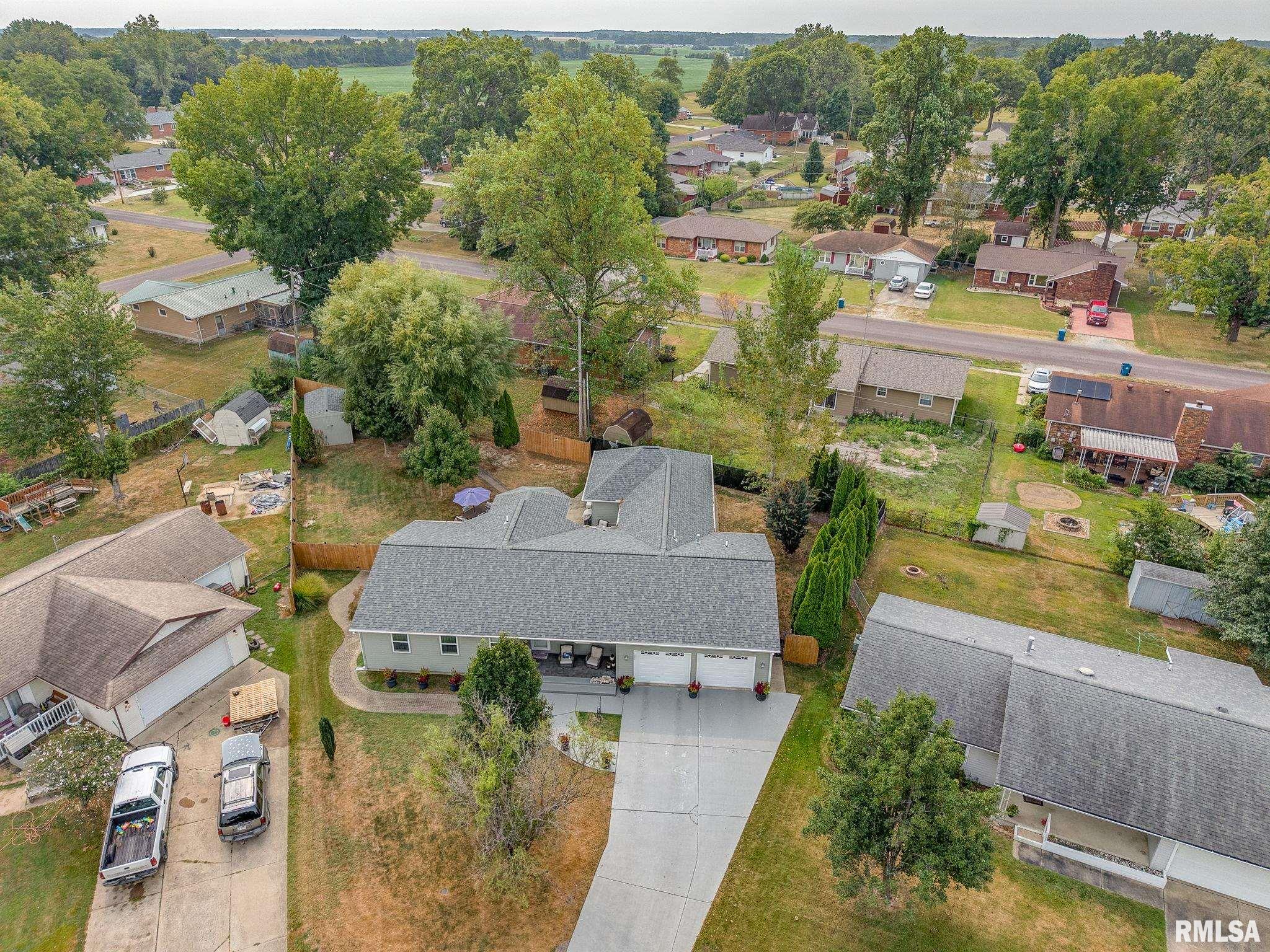 521 Marquis Avenue Centralia, IL 62801 - Photo 48 of 54