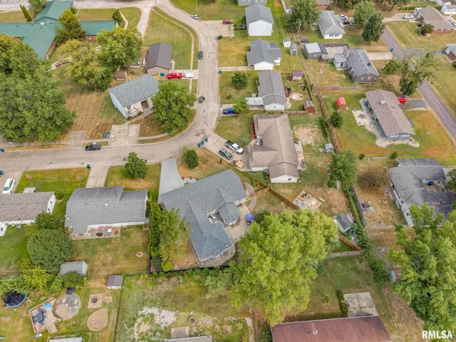 $250,000 | 521 Marquis Avenue, Centralia, IL 62801