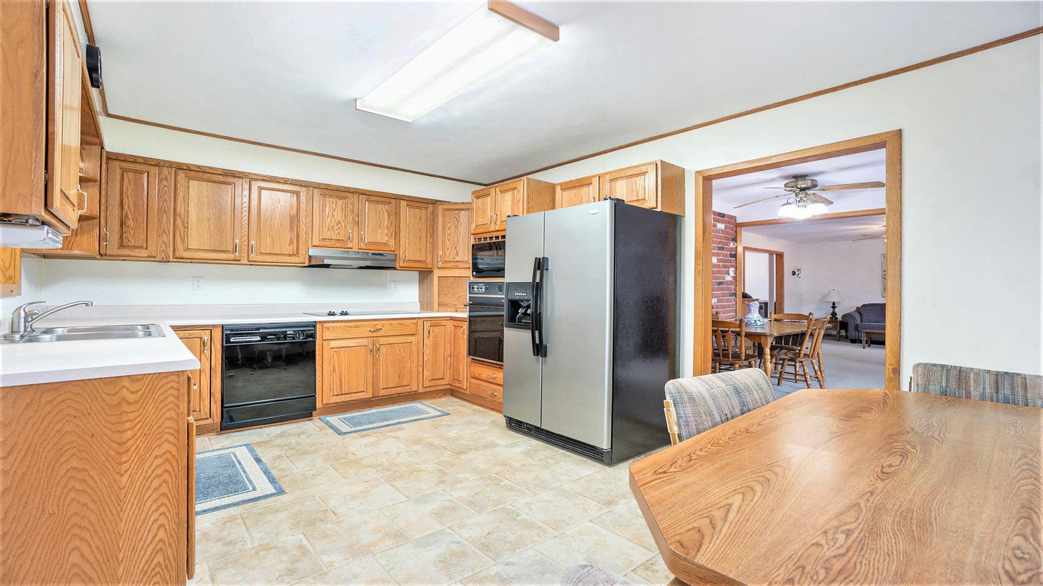 9138 Platte Road Beulah, MI 49617 - Photo 8 of 26 1929363-6f8d95e3-1a62-4c51-b98b-b4e6110a7cd5.JPG