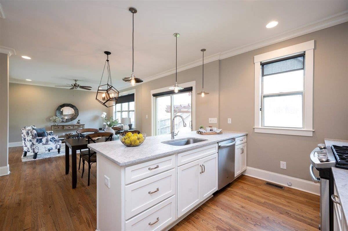 112 Cooke Street Raleigh, NC 27601 - Photo 15 of 26 Photo 15