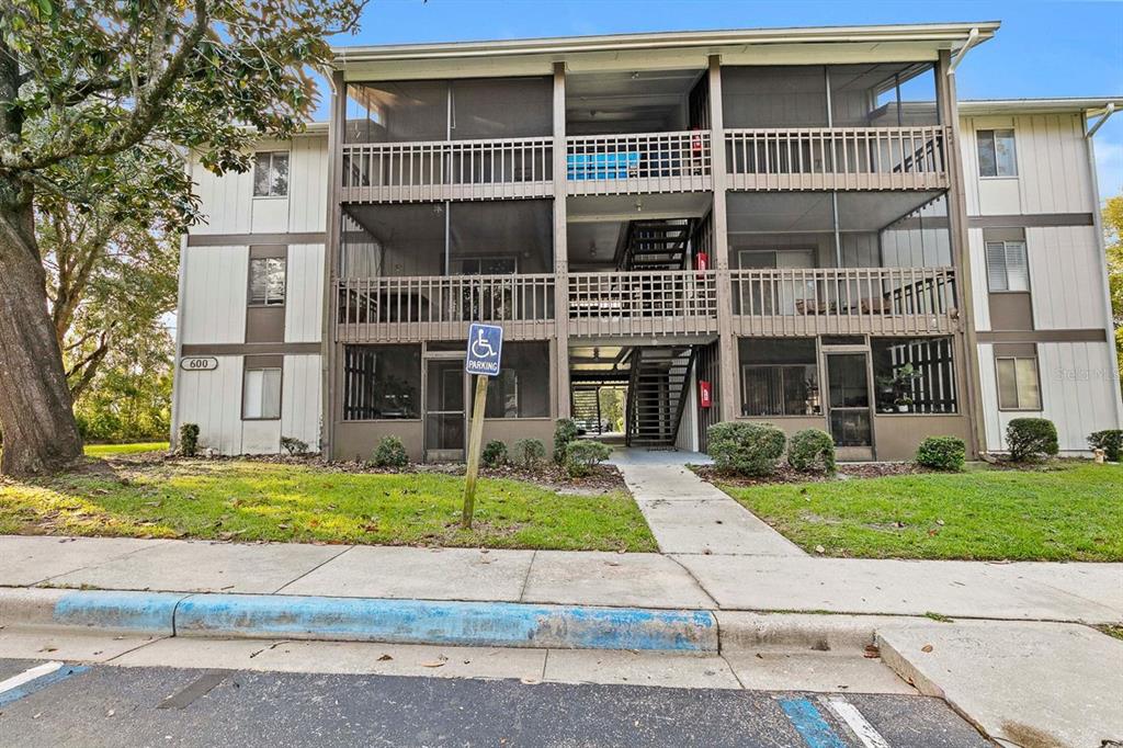 6519 West Newberry Road, Unit 107 Gainesville, FL 32605 - Photo 2 of 21