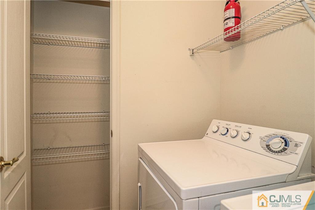 30 Hawthorne Road North Brunswick, NJ 08902 - Photo 32 of 40