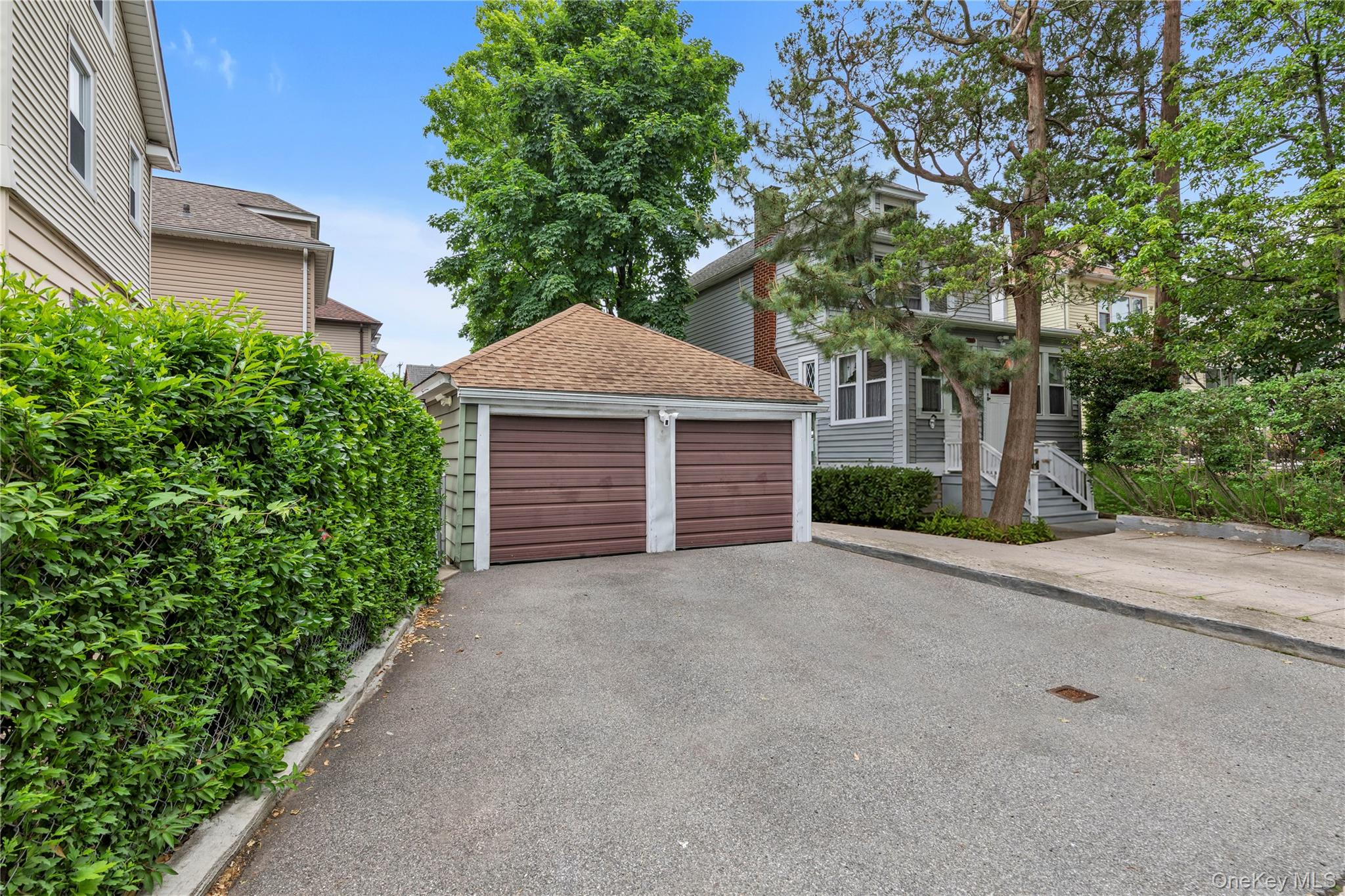 3250 Country Club Road Bronx, NY 10465 - Photo 12 of 13