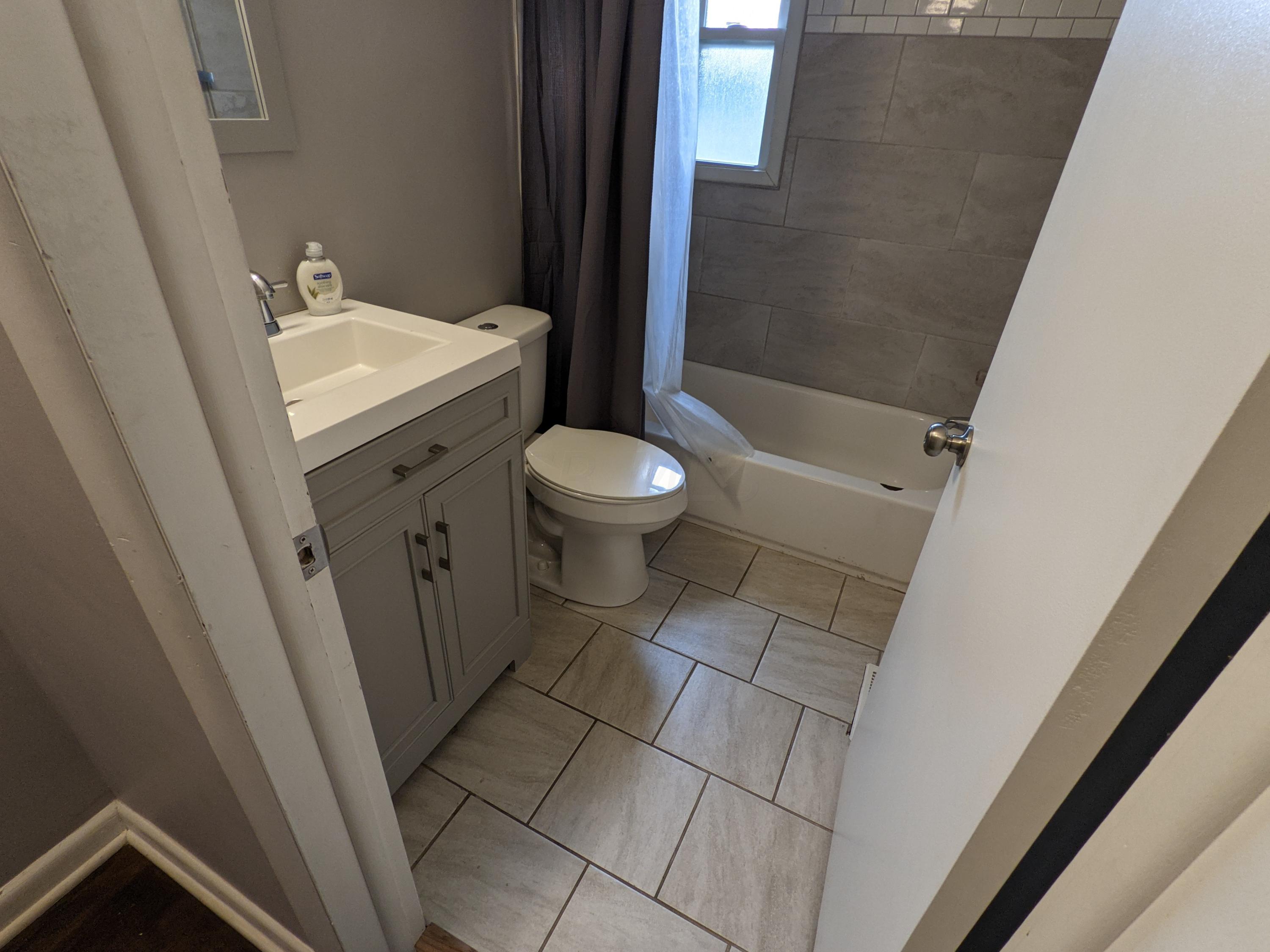 781 South Kellner Road Columbus, OH 43209 - Photo 30 of 35