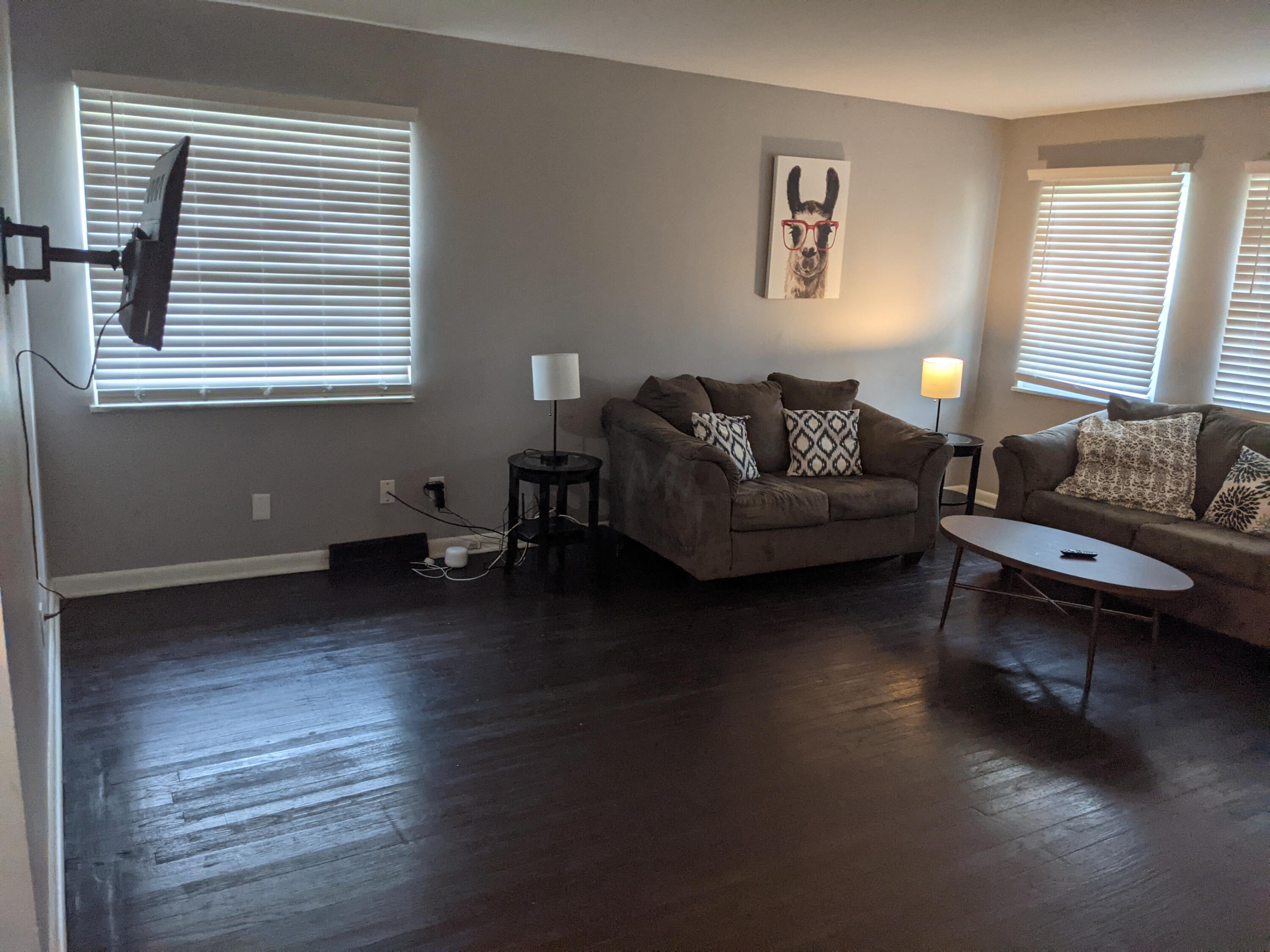 781 South Kellner Road Columbus, OH 43209 - Photo 3 of 35
