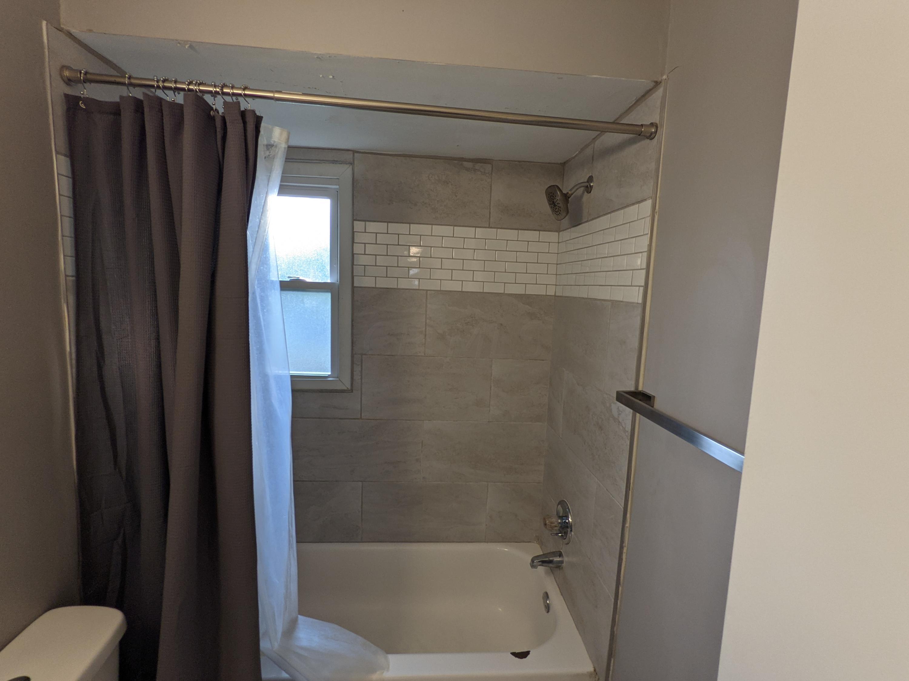 781 South Kellner Road Columbus, OH 43209 - Photo 32 of 35