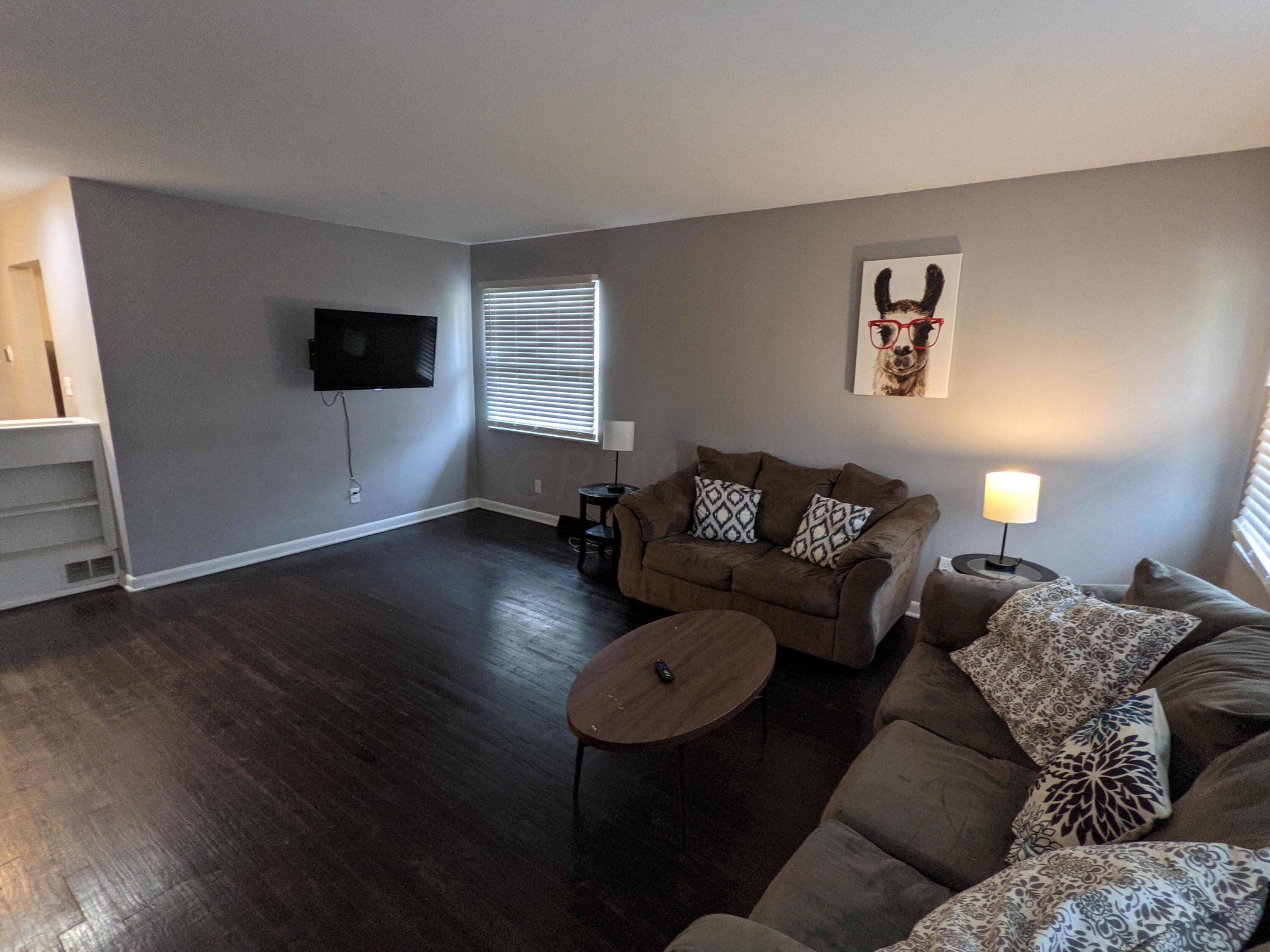 781 South Kellner Road Columbus, OH 43209 - Photo 4 of 35