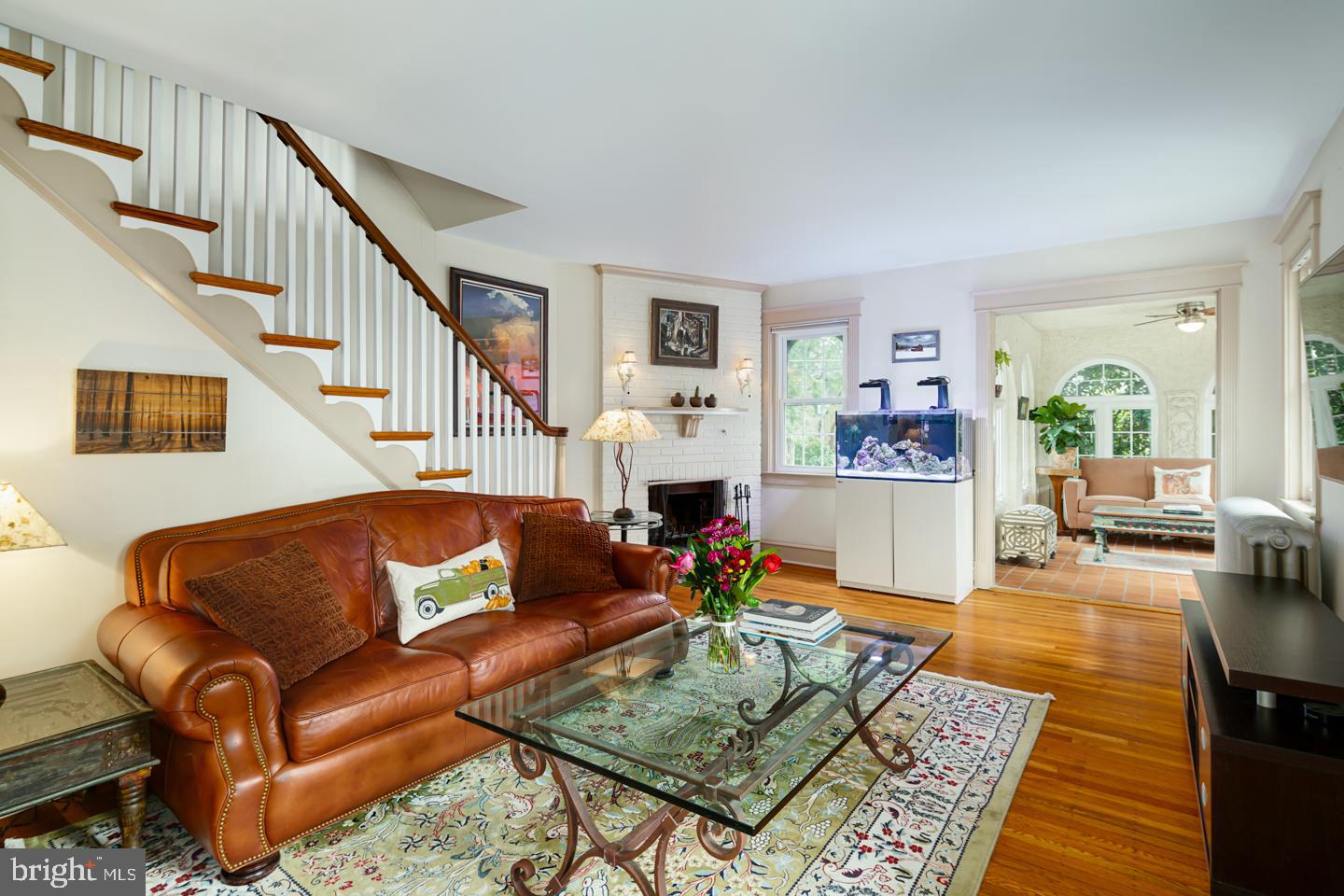 54 Wellington Road Ardmore, PA 19003 - Photo 4 of 26 a living room with furniture