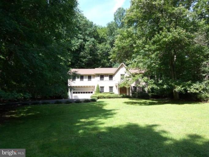 7402 Maple Branch Road Clifton, VA 20124 - Photo 1 of 27 Exterior (Main)