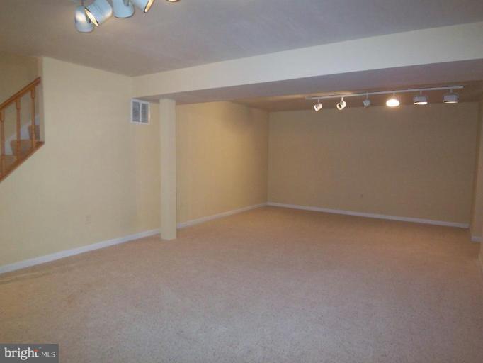 7402 Maple Branch Road Clifton, VA 20124 - Photo 12 of 27 RECREATION ROOM