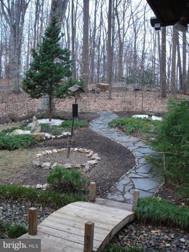 7402 Maple Branch Road Clifton, VA 20124 - Photo 27 of 27 Walkways and paths