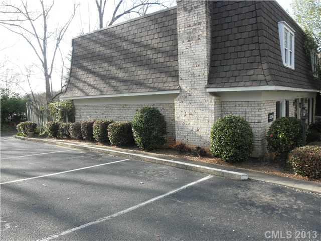 2225 Rexford Road, Unit A Charlotte, NC 28211 - Photo 2 of 16 Gallery Image 2