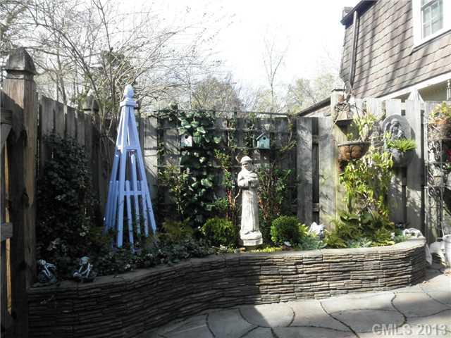 2225 Rexford Road, Unit A Charlotte, NC 28211 - Photo 4 of 16 Gallery Image 4