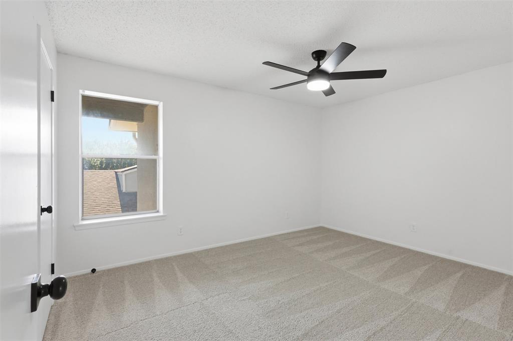 612 Ridgeline Drive Hurst, TX 76053 - Photo 19 of 26