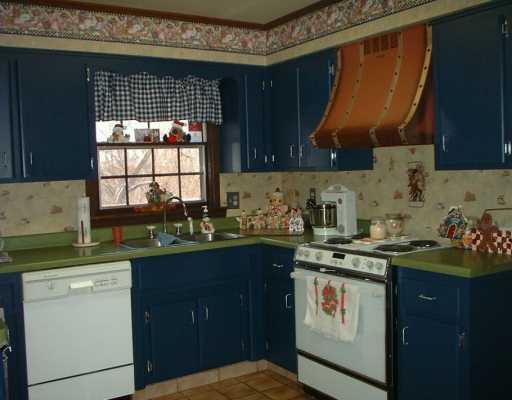 Kitchen. 