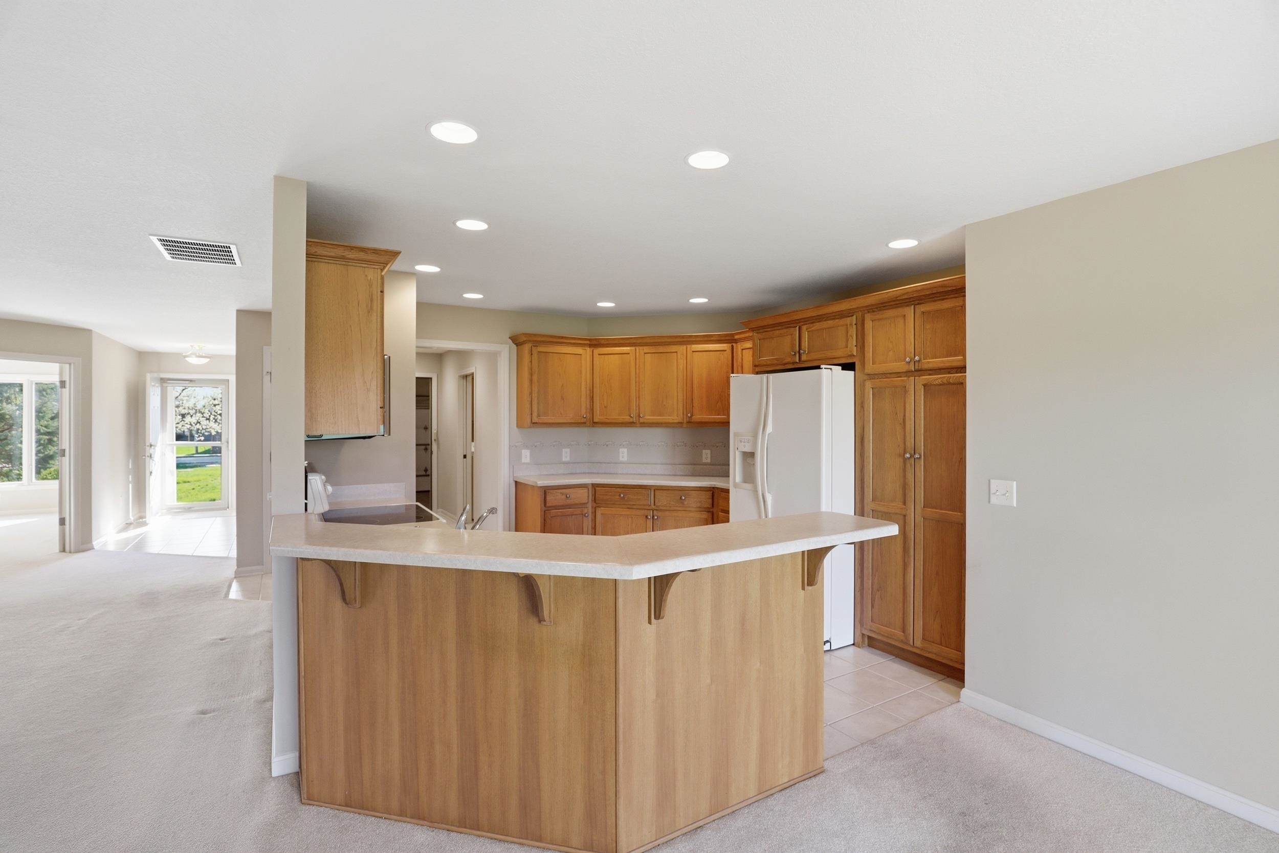 4011 Goeglein Road Fort Wayne, IN 46815 - Photo 9 of 36