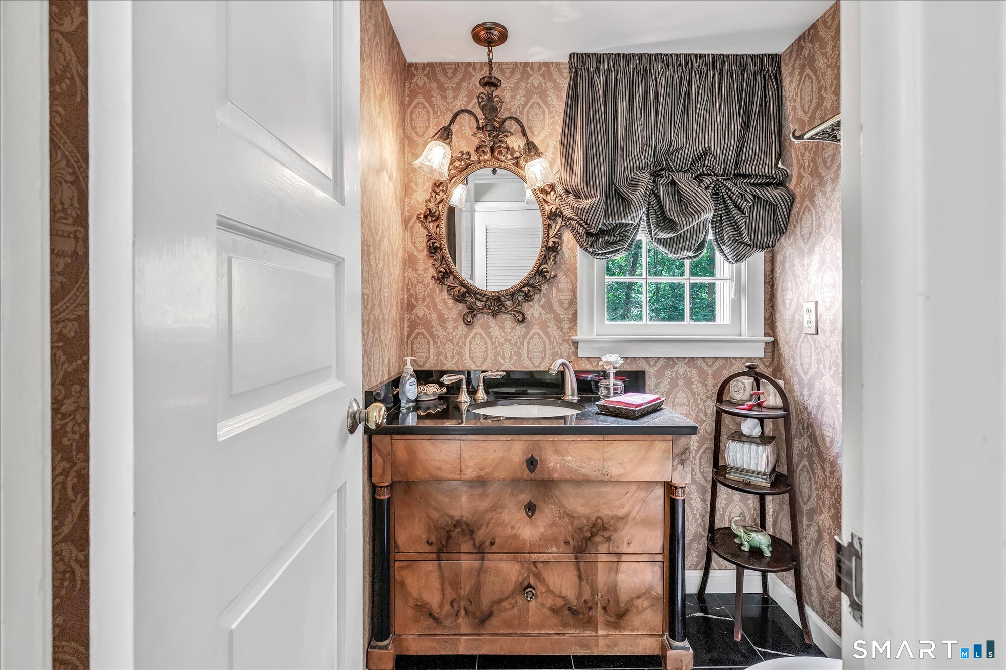 15 Hemlock Hollow Road Woodbridge, CT 06525 - Photo 16 of 40