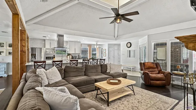 $389,900 | 15682 Malvern Hill Avenue, Baton Rouge, LA 70817