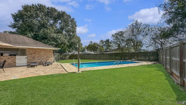 $389,900 | 15682 Malvern Hill Avenue, Baton Rouge, LA 70817