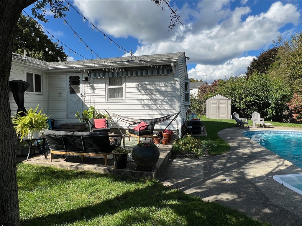 127 Dellwood Road Cranston, RI 02920 - Photo 39 of 47