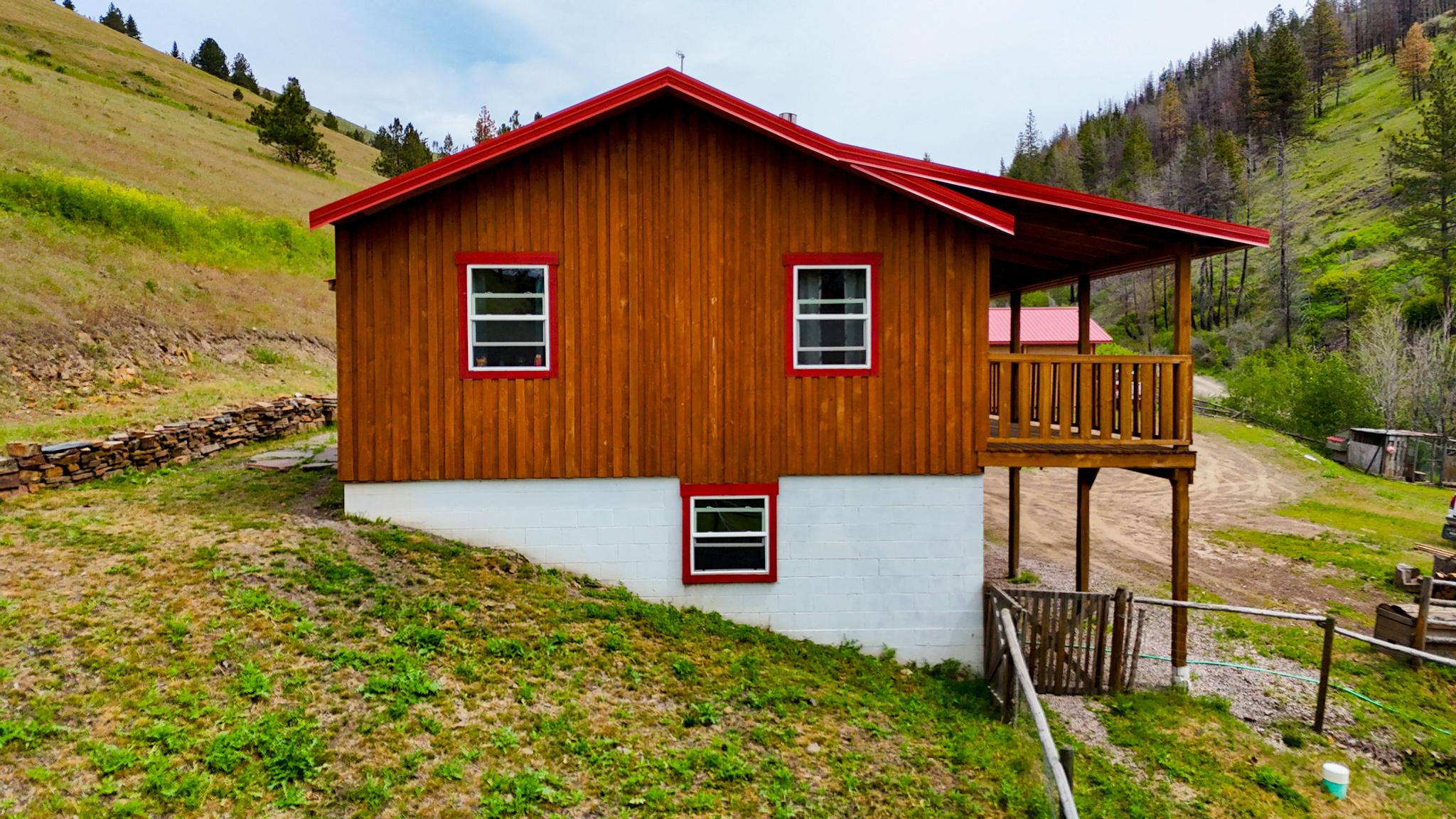407 McLaughlin Creek Road Plains, MT 59859 - Photo 9 of 51 Gallery Image 9