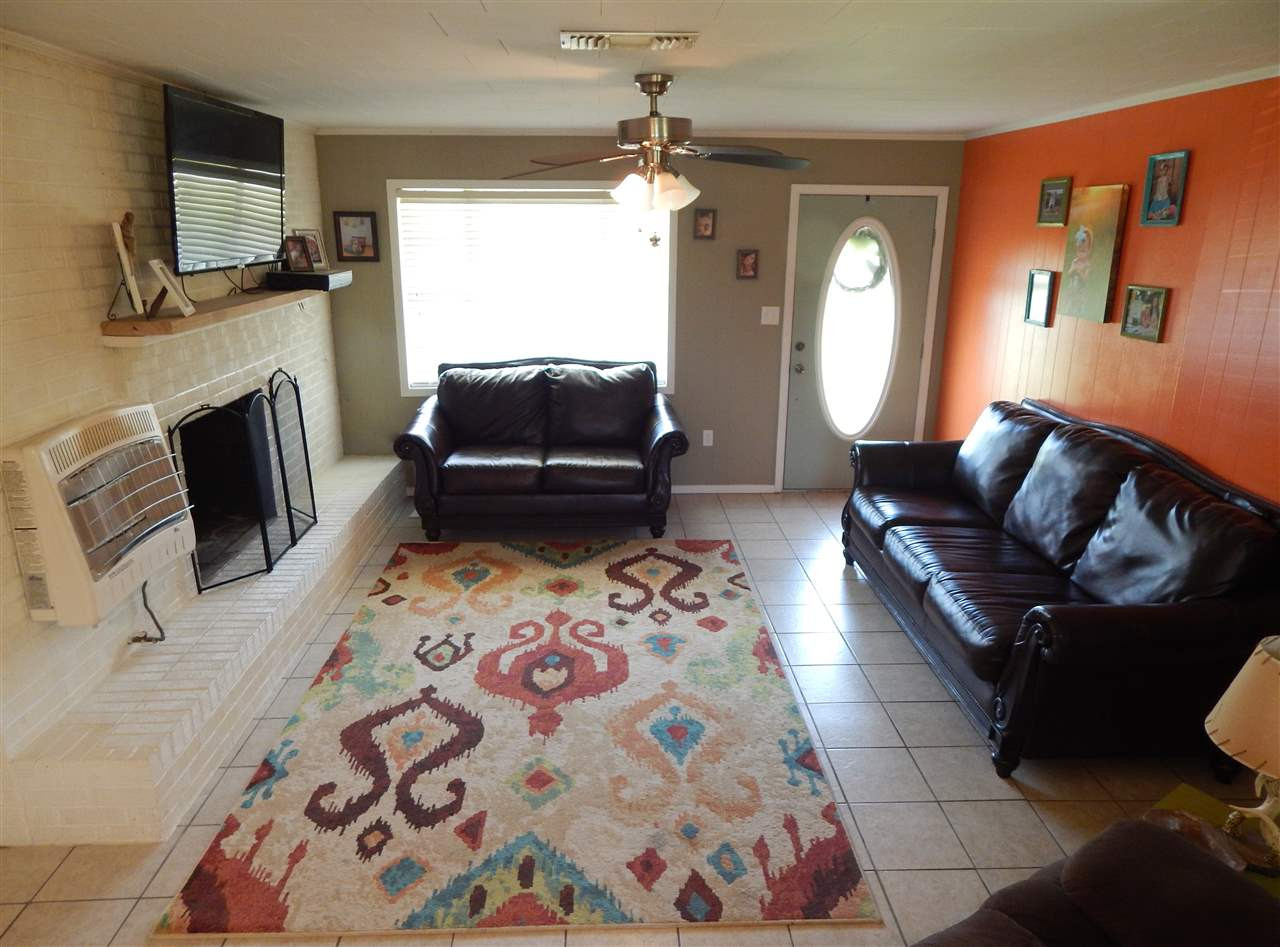 7461 Ebenezer Road Carthage, MS 39051 - Photo 4 of 38 Living & Dining Open Concept