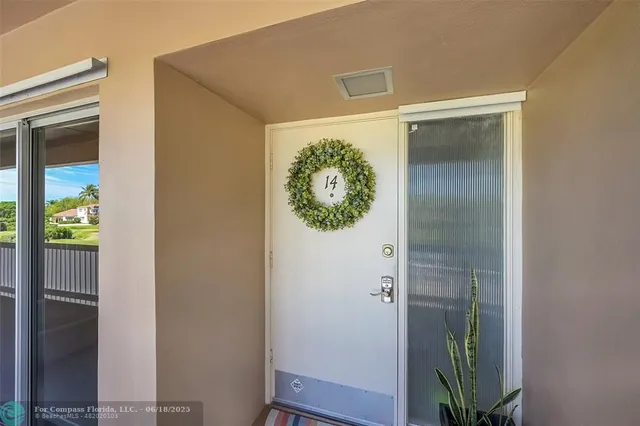 $2,600 | 11800 Ave Of The PGA, Unit 14, Palm Beach Gardens, FL 33418