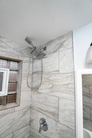 $220,000 | 12618 South Justine Street, Calumet Park, IL 60827