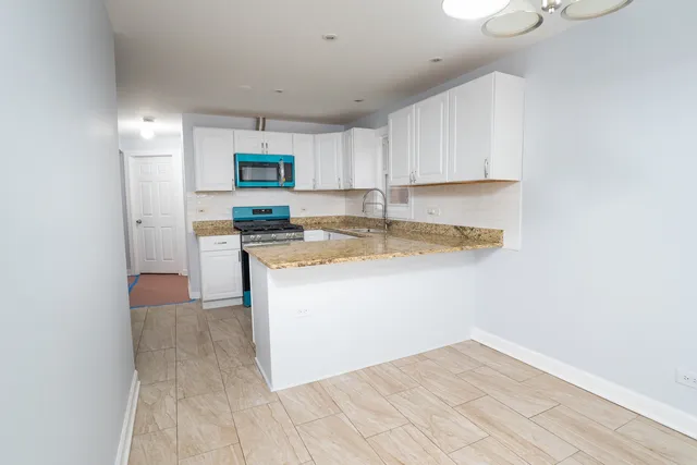 $220,000 | 12618 South Justine Street, Calumet Park, IL 60827