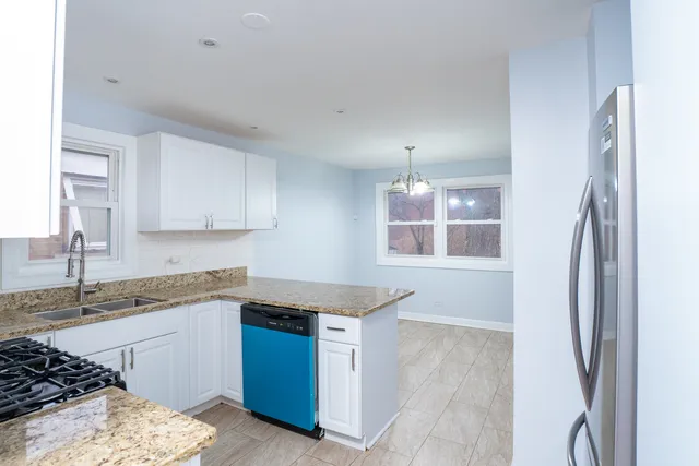 $220,000 | 12618 South Justine Street, Calumet Park, IL 60827