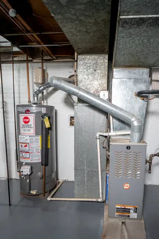 $220,000 | 12618 South Justine Street, Calumet Park, IL 60827