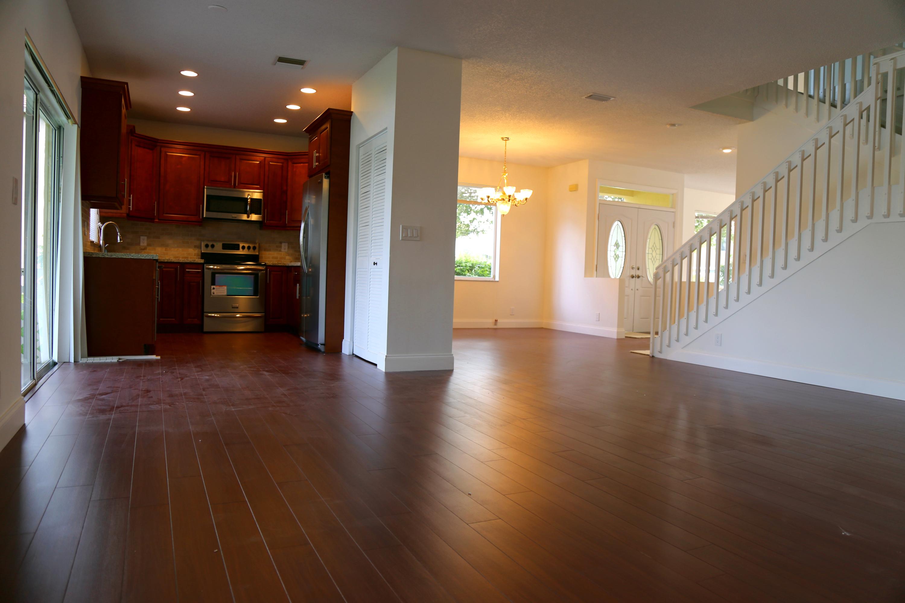 11131 Sandpoint Terrace Boca Raton, FL 33428 - Photo 21 of 68 Living Room 2