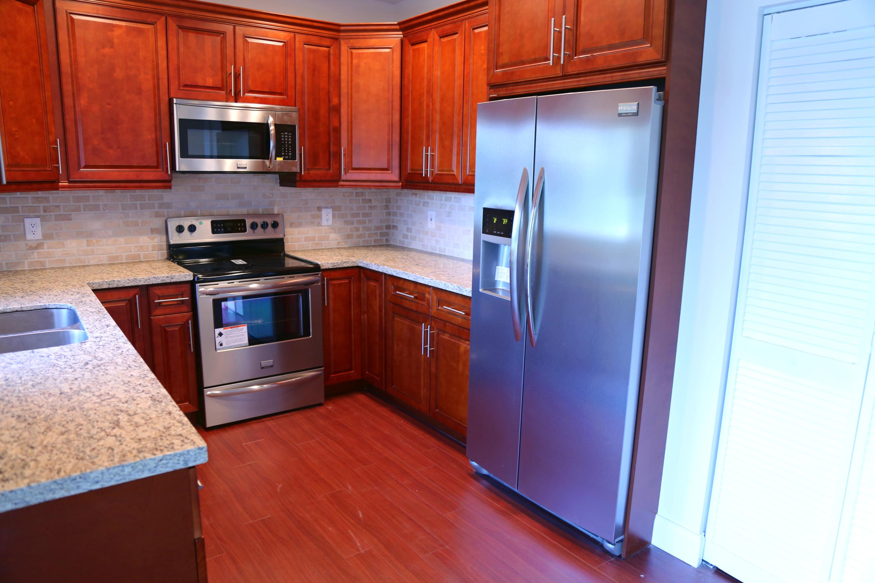 11131 Sandpoint Terrace Boca Raton, FL 33428 - Photo 26 of 68 Kitchen 10