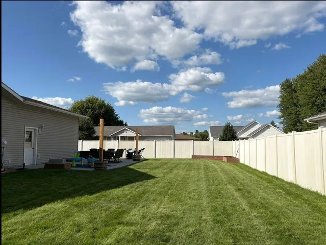 $449,000 | 137 Acorn Lane, West Salem, WI 54669