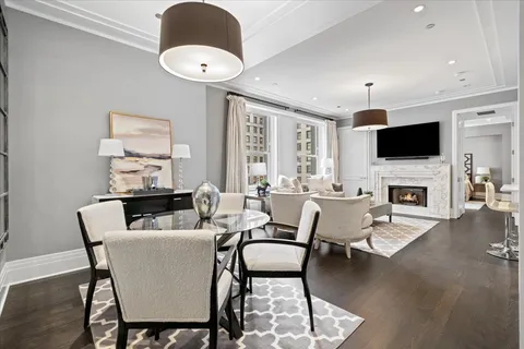 $699,900 | 159 East Walton Place, Unit 6B, Chicago, IL 60611