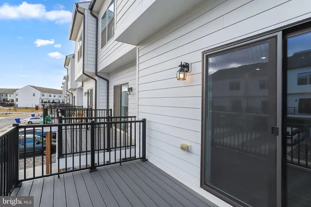 $2,600 | 721 Courier Lane, Frederick, MD 21701