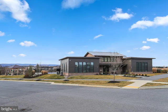 $2,600 | 721 Courier Lane, Frederick, MD 21701