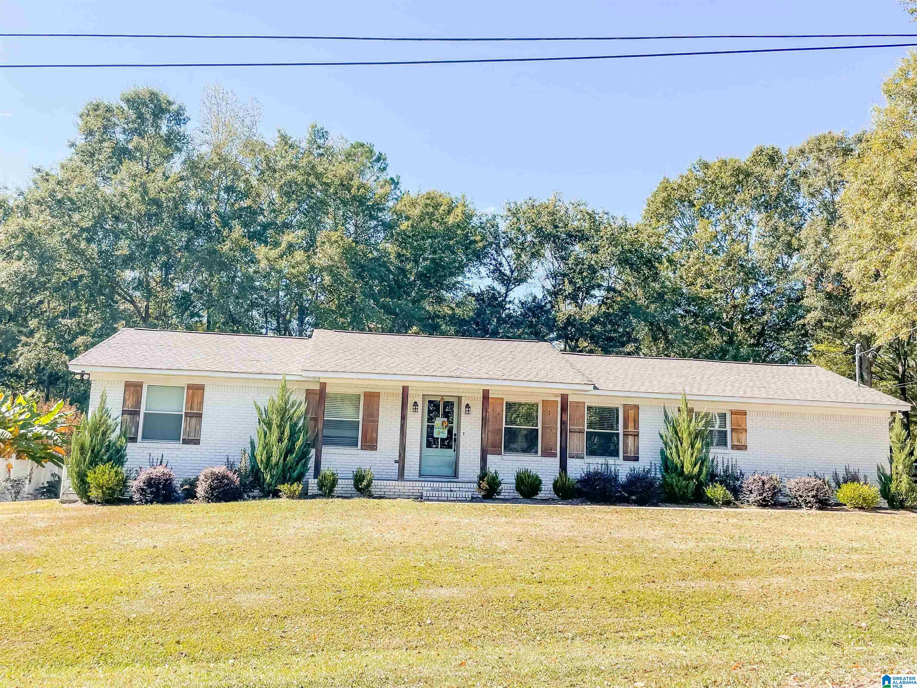 810 Meadow View Pell City, AL 35128 - Photo 1 of 41