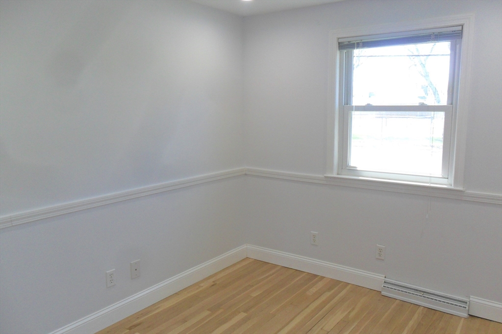 171 Walnut Street Framingham, MA 01702 - Photo 16 of 32