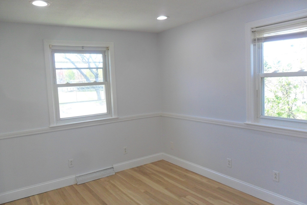171 Walnut Street Framingham, MA 01702 - Photo 18 of 32