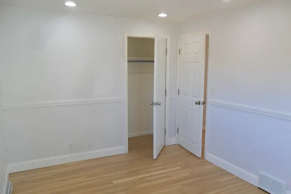 $3,850 | 171 Walnut Street, Framingham, MA 01702