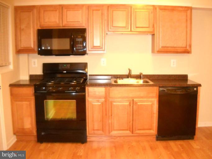 5408 Channing Road Baltimore, MD 21229 - Photo 18 of 25 Kitchen