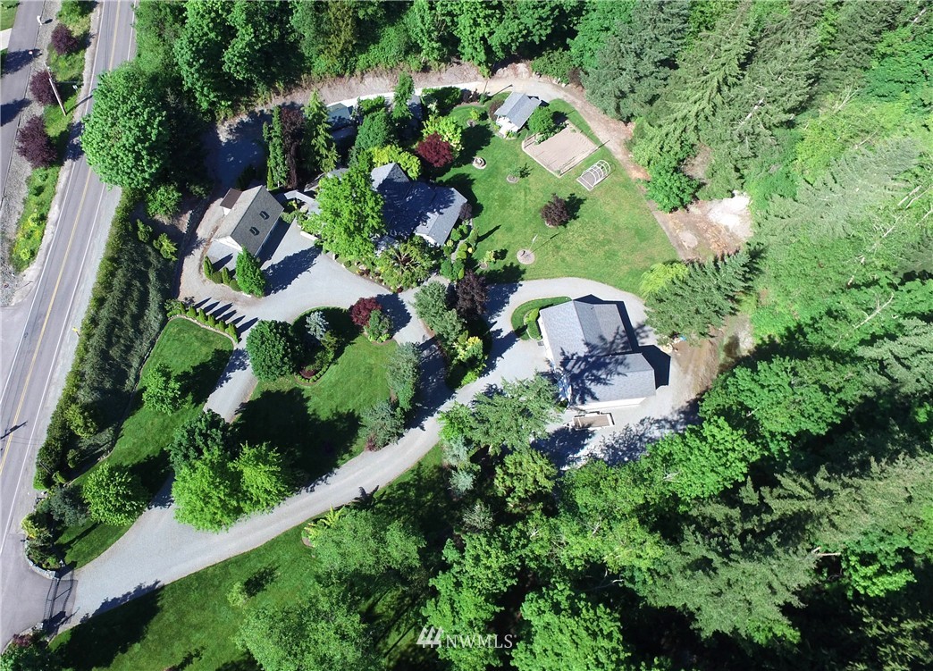 17389 Blodgett Road Mount Vernon, WA 98274 - Photo 1 of 25 Gallery Image 1
