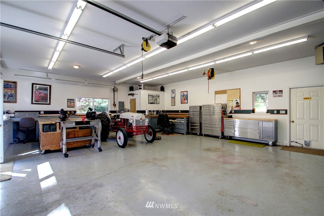 17389 Blodgett Road Mount Vernon, WA 98274 - Photo 17 of 25 Gallery Image 17