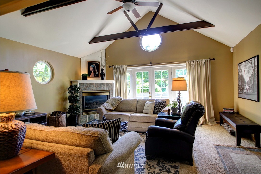 17389 Blodgett Road Mount Vernon, WA 98274 - Photo 8 of 25 Gallery Image 8