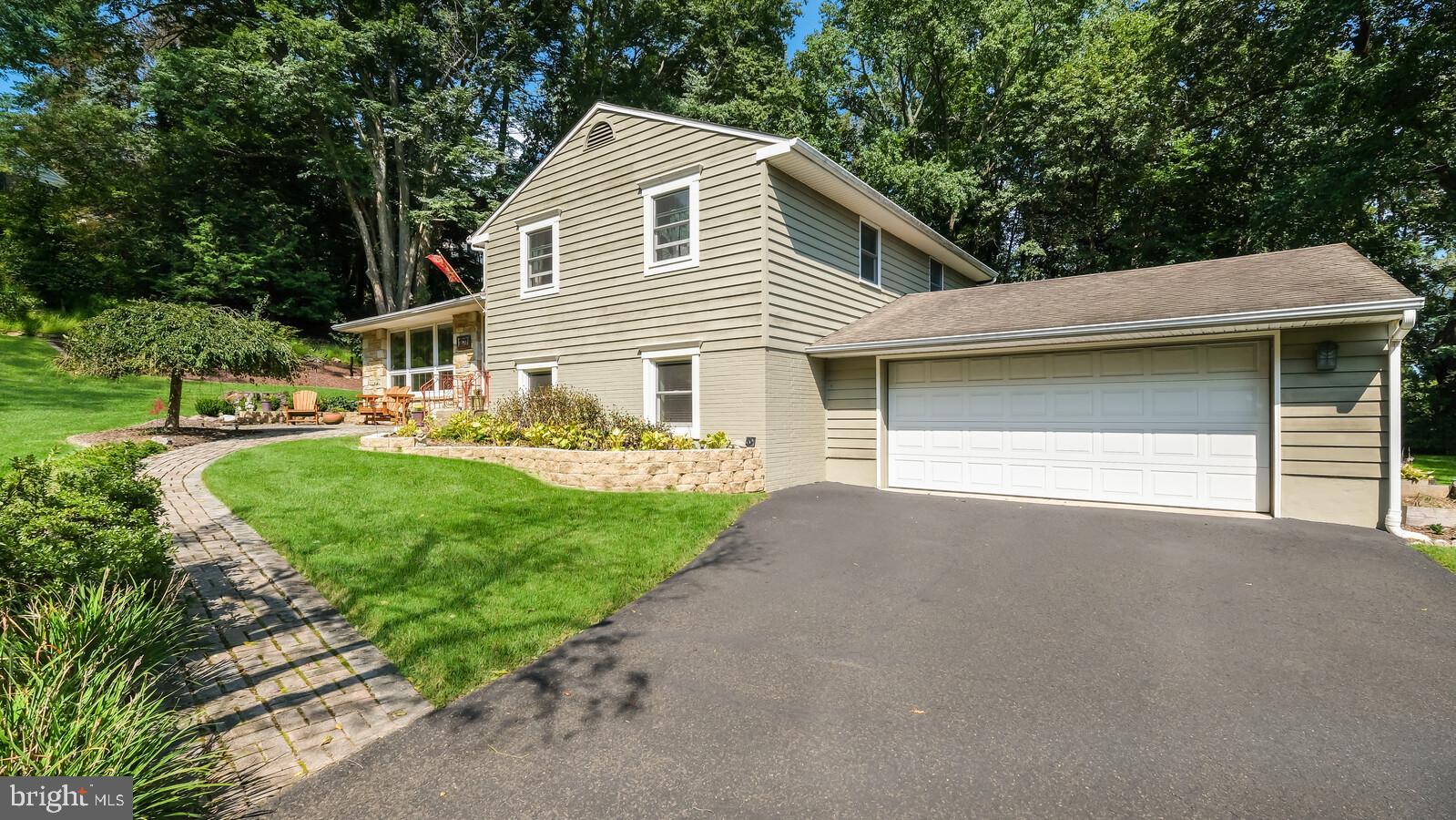 1277 Cox Road Rydal, PA 19046 - Photo 5 of 56