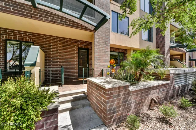 a view of outdoor space