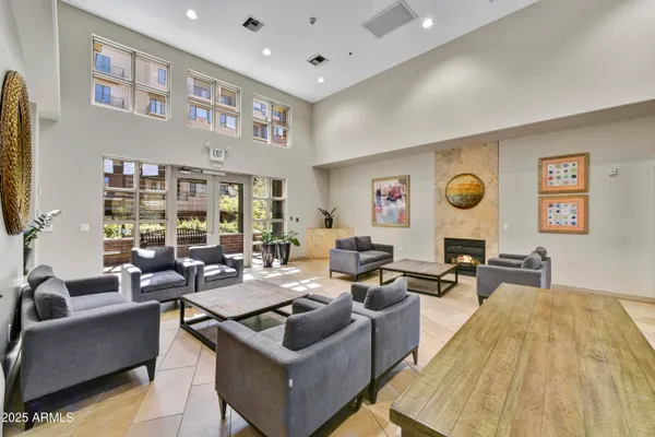 $389,900 | 16 West Encanto Boulevard, Unit 22, Phoenix, AZ 85003