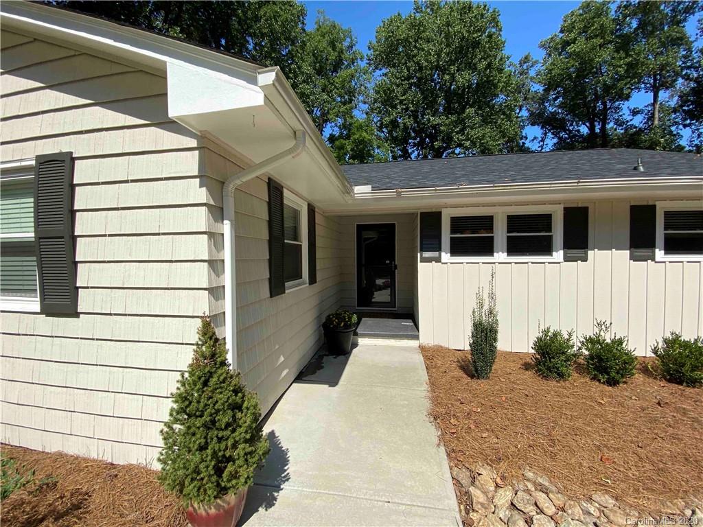 500 Riverside Drive Morganton, NC 28655 - Photo 3 of 36 Gallery Image 3