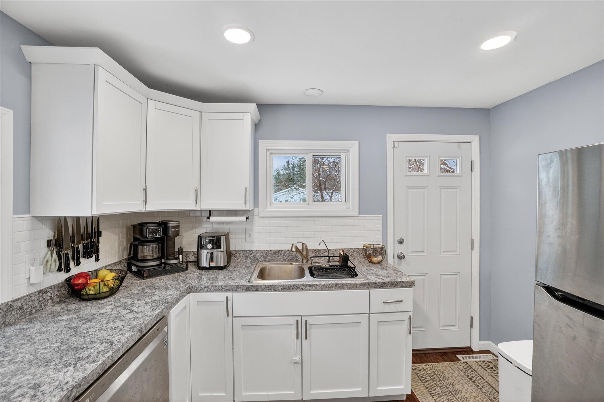 2331 Judson Road Spring Lake, MI 49456 - Photo 8 of 42 11-2331-Judson-Rd-Spring-Lake-MI-49456-W